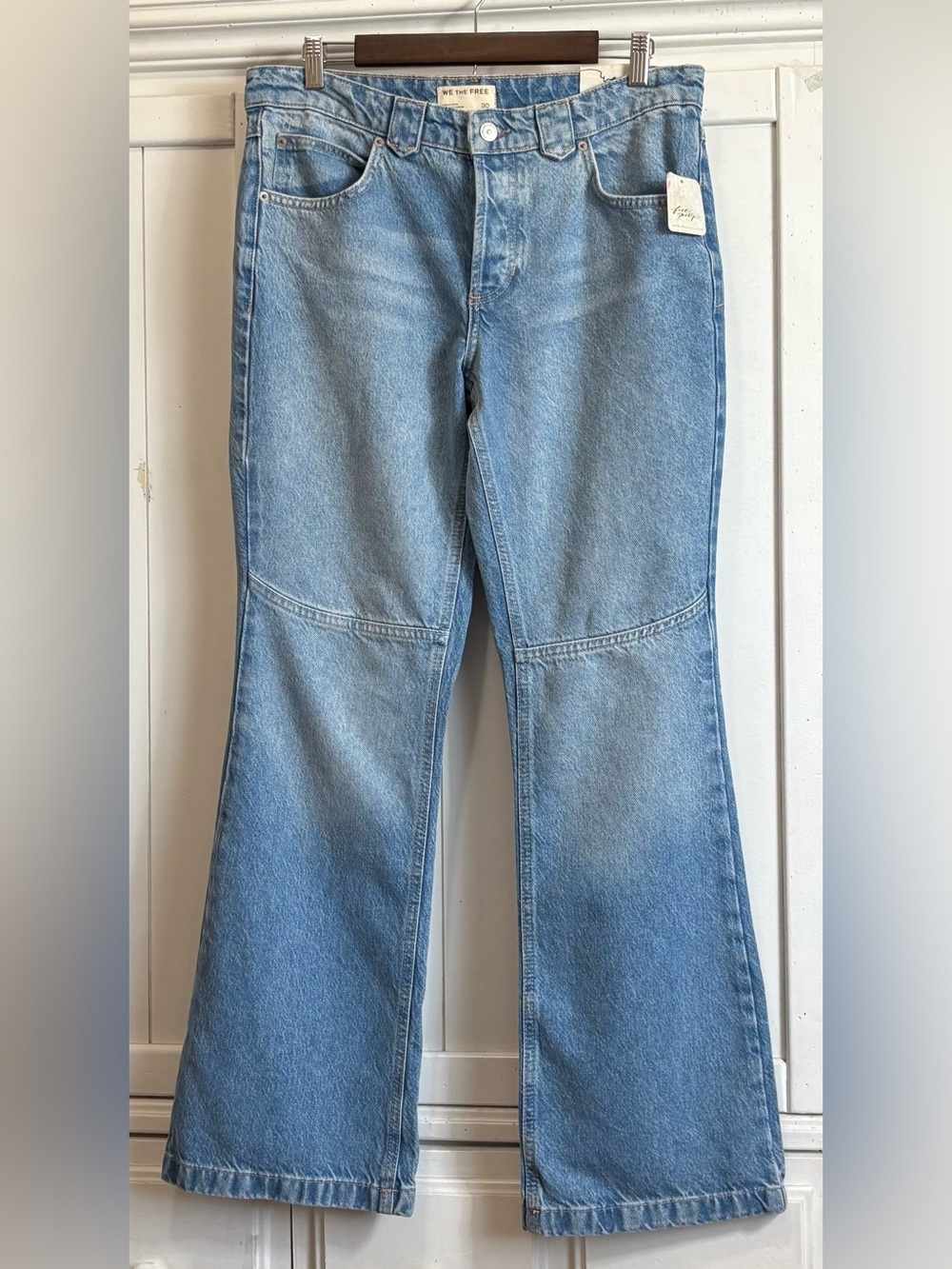 Free People Flora Low Rise Bootcut Jeans Botton Pocket Mai Tai Sky color NWT 30 - Picture 5 of 14